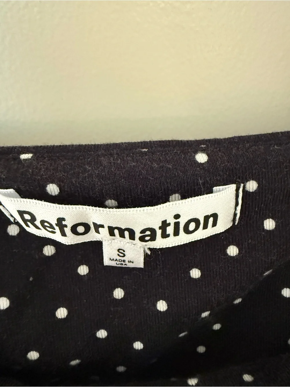 REFORMATION Suvi Knit Midi Dress wedding guest Black White Polka Dots Ruched  S - Picture 3 of 7